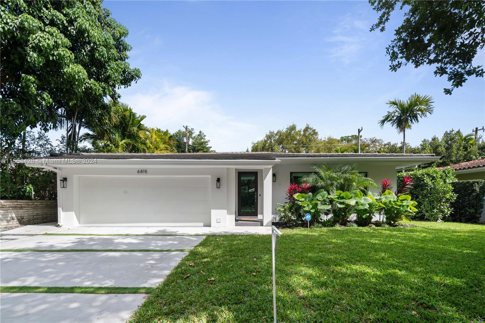 Photo of 6815 Trionfo St in Coral Gables, FL