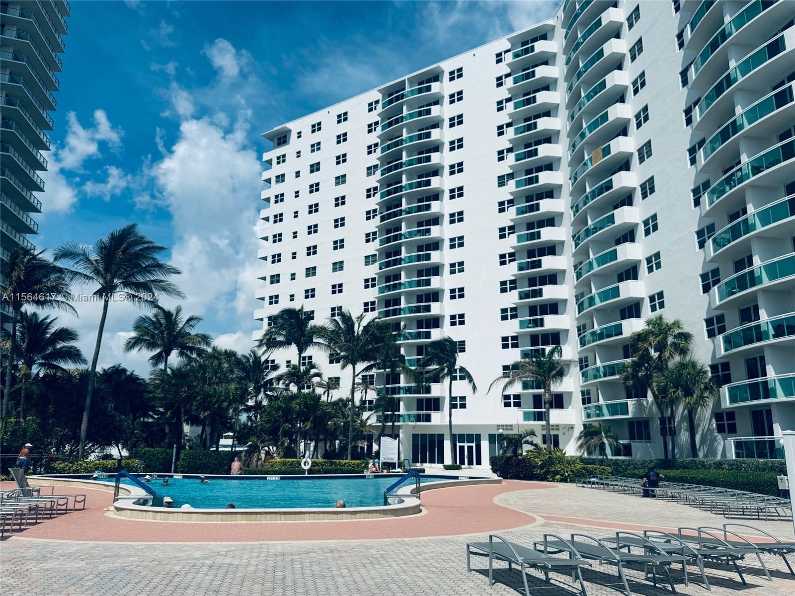 Photo of 3001 S Ocean Dr #249 in Hollywood, FL
