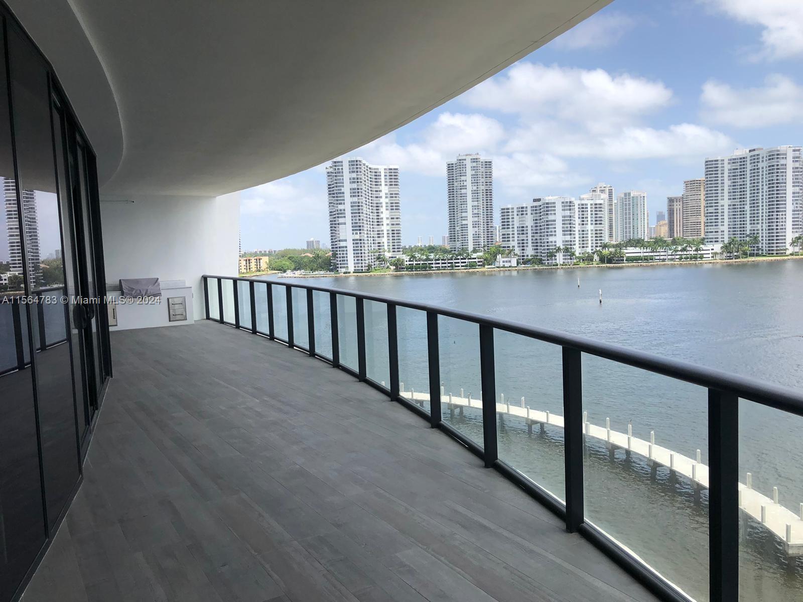 Private Island exclusive life style. Unparalleled to any other property in Miami. Large 2 bedroom/2 