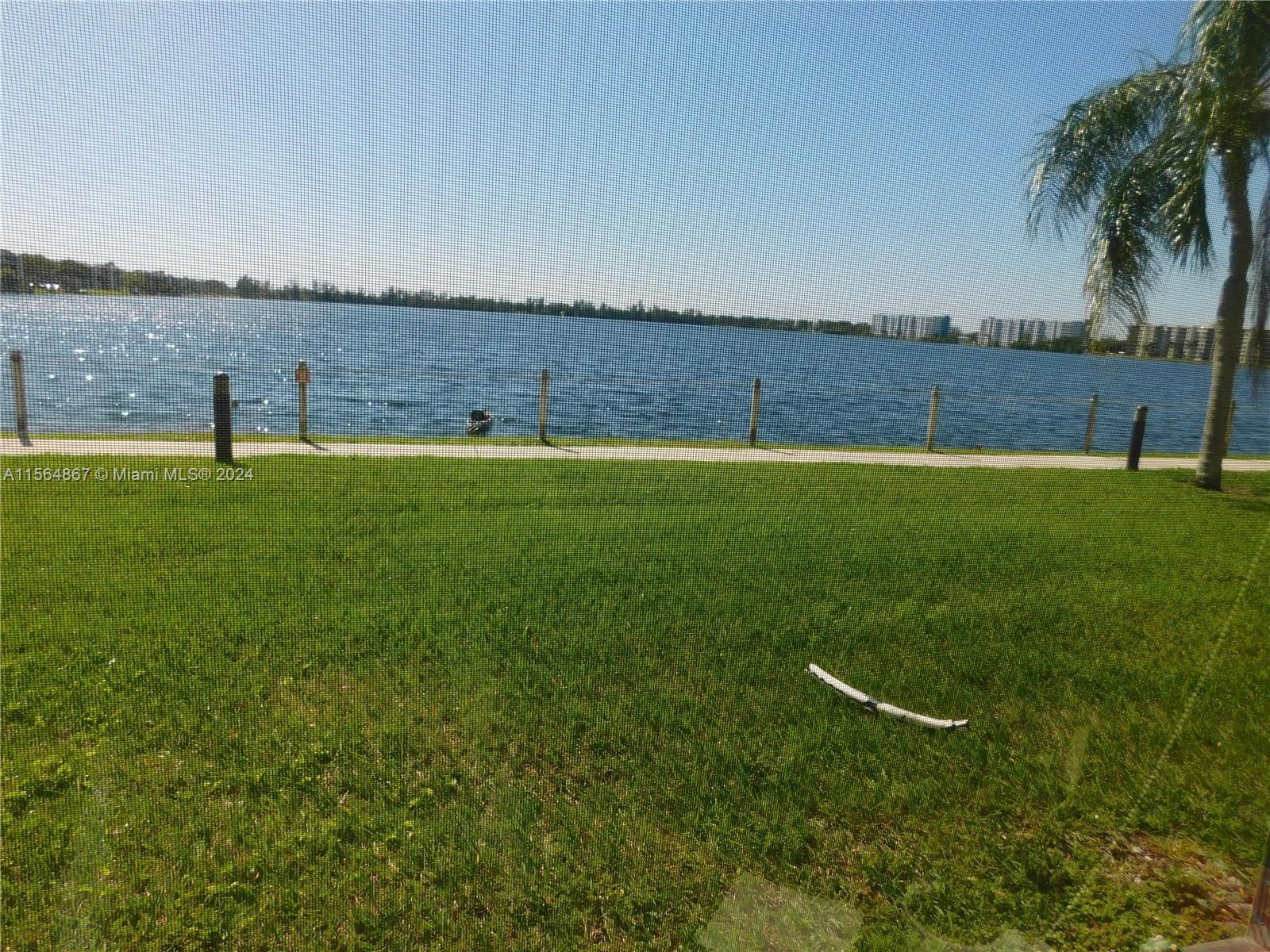 Photo of 112 Lake Emerald Dr #106 in Oakland Park, FL