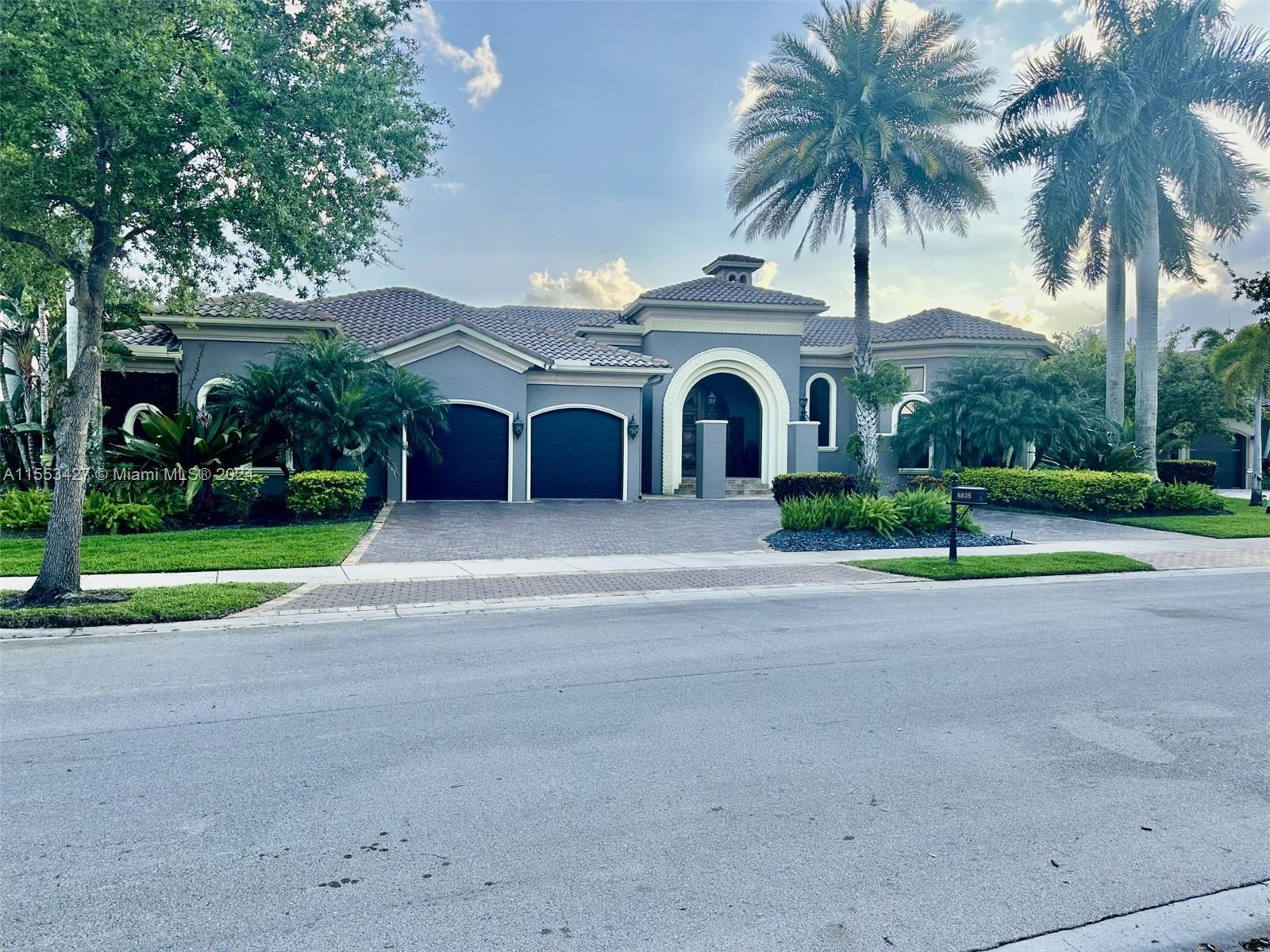 Photo of 6835 NW 122nd Ave in Parkland, FL