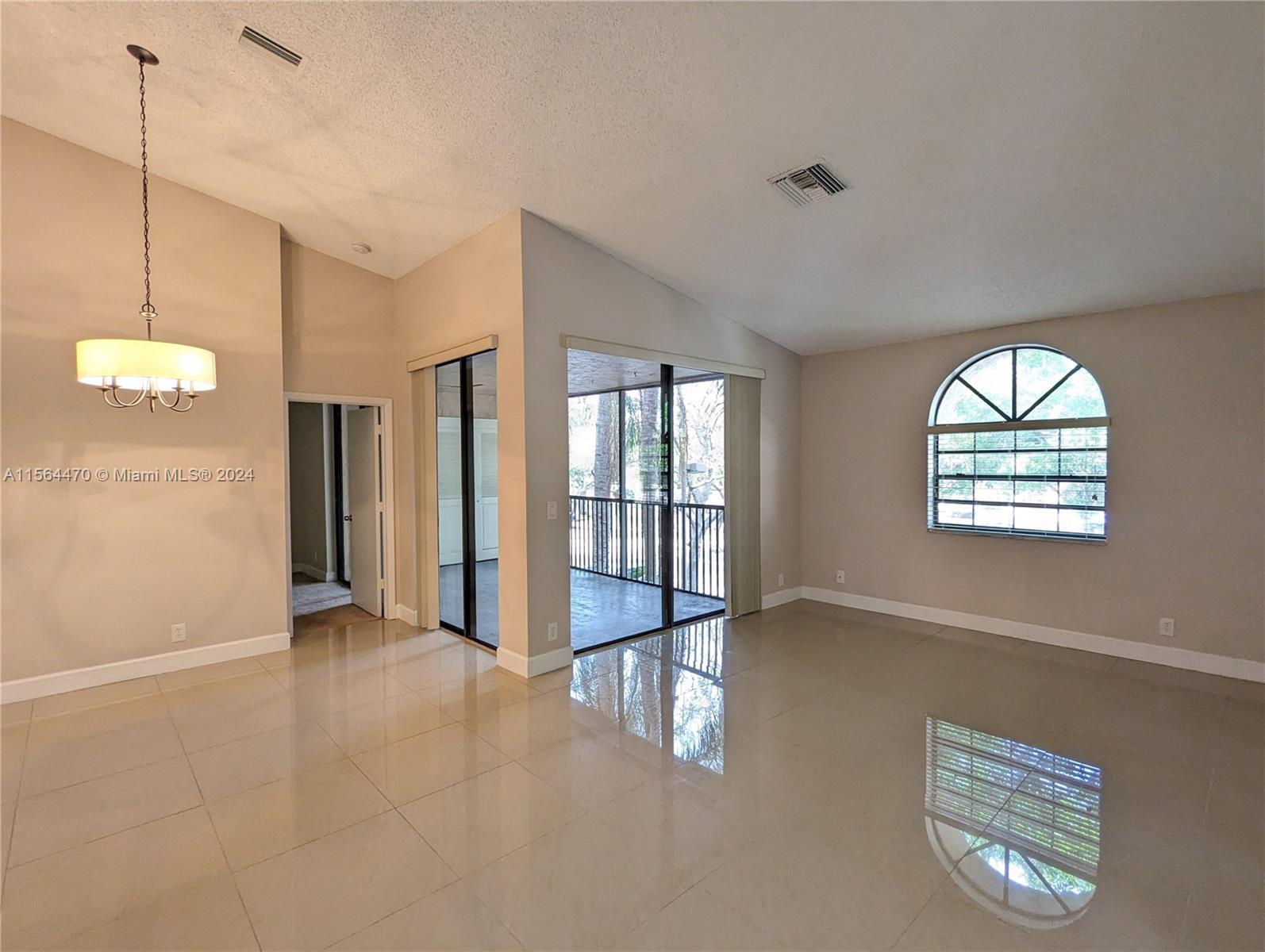 Photo of 10700 NW 14th St #142 in Plantation, FL