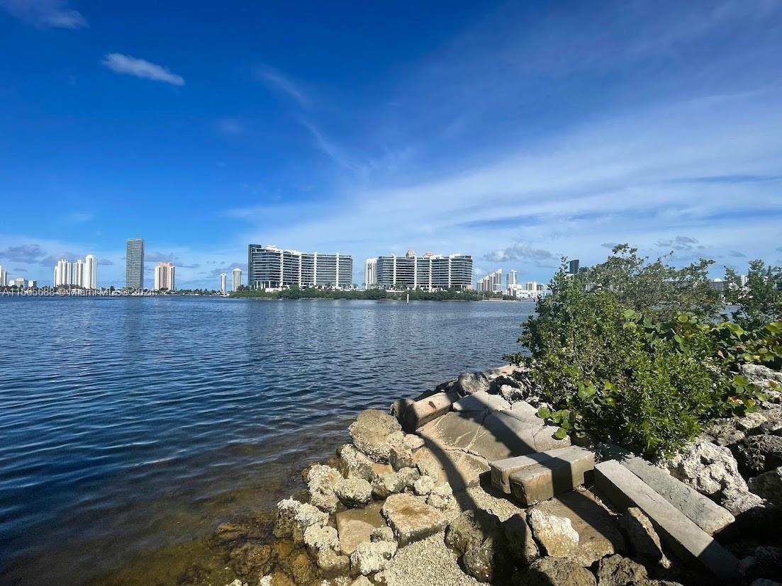 Amazing unit with unobstructed view of the intracoastal, within walking distance to Synagogues, park