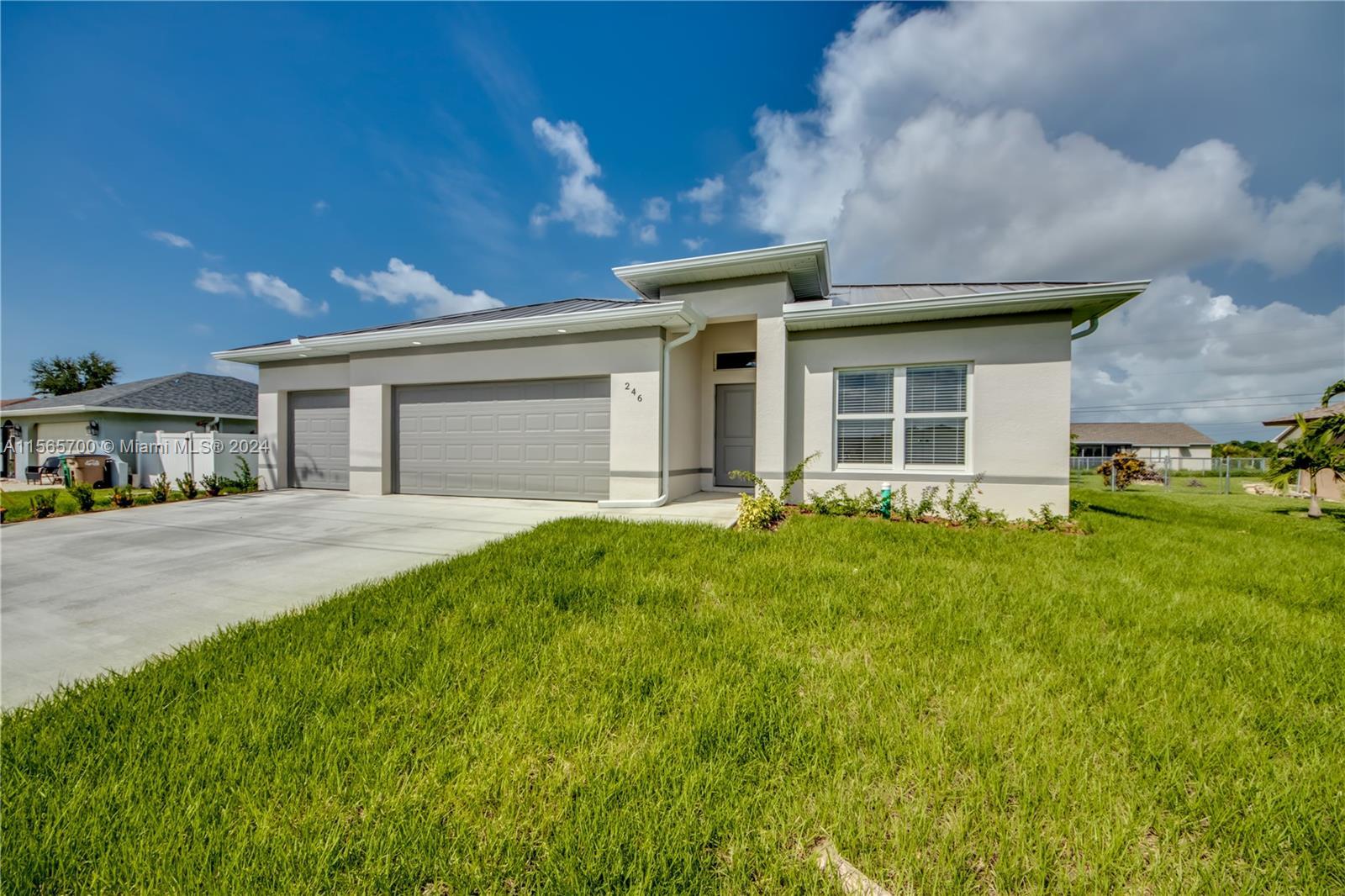 Photo of 311 NW 26th St in Cape Coral, FL