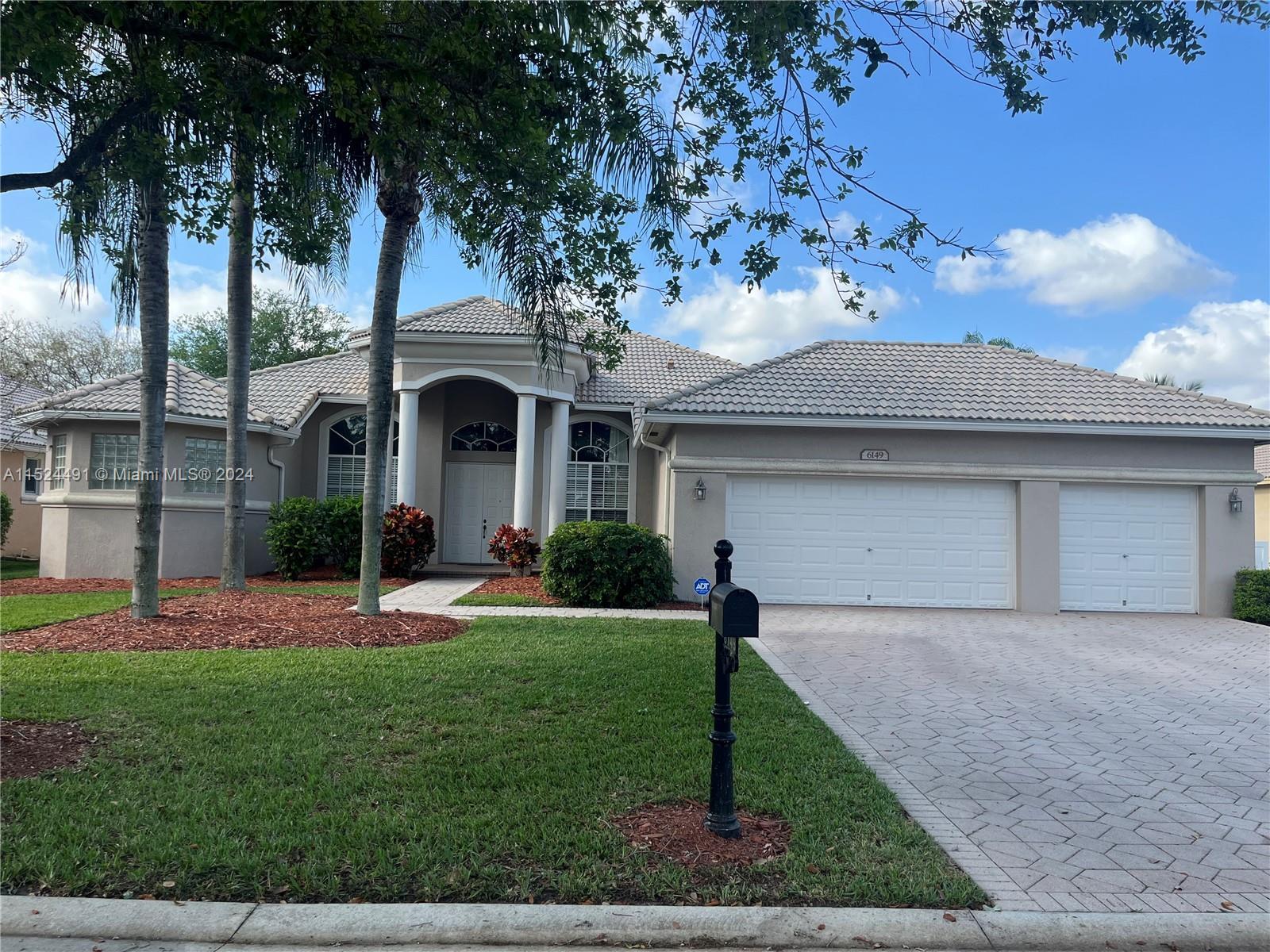 Photo of 6149 NW 53rd Cir in Coral Springs, FL