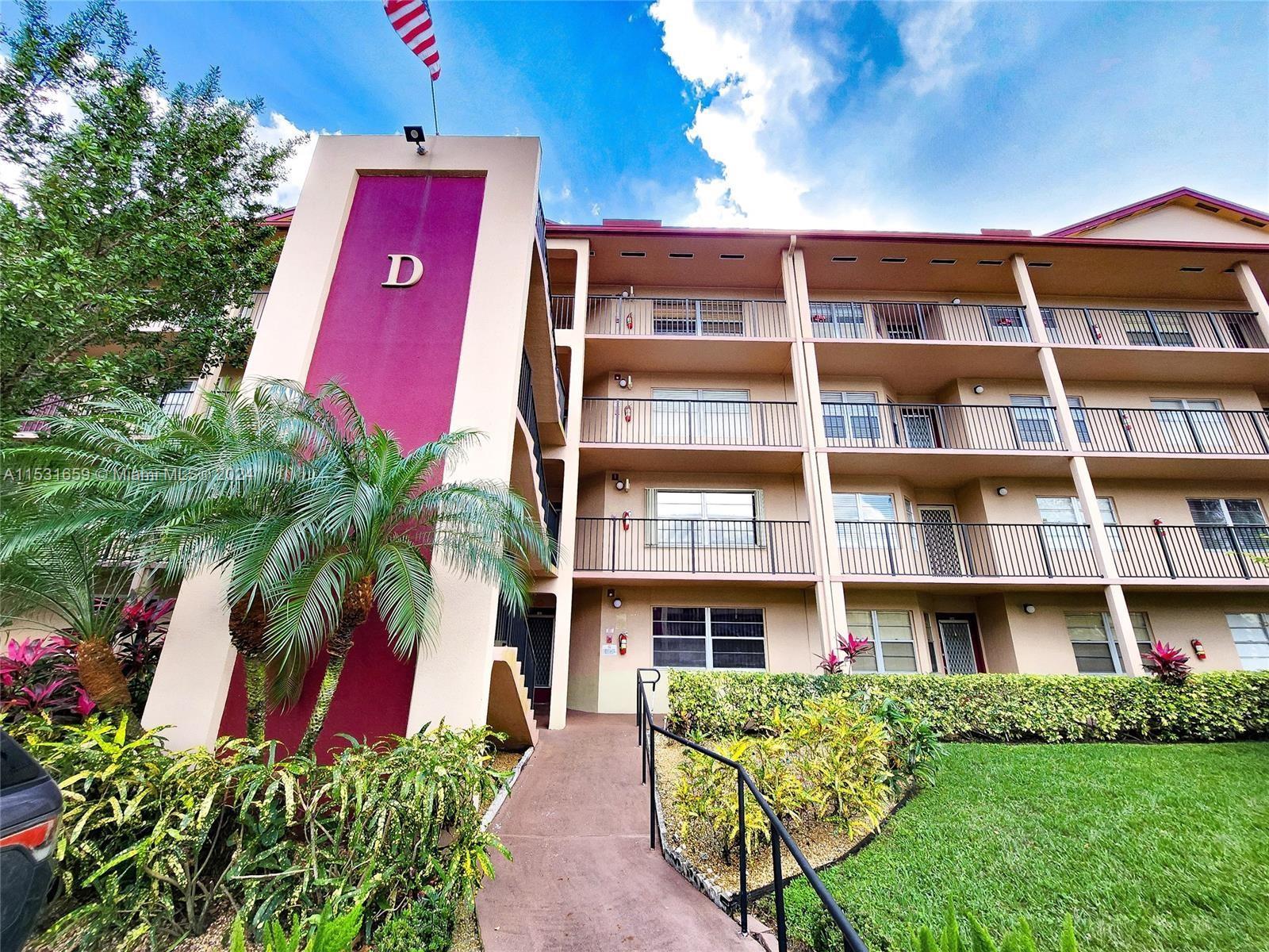 Photo of 900 SW 128th Ave #302D in Pembroke Pines, FL