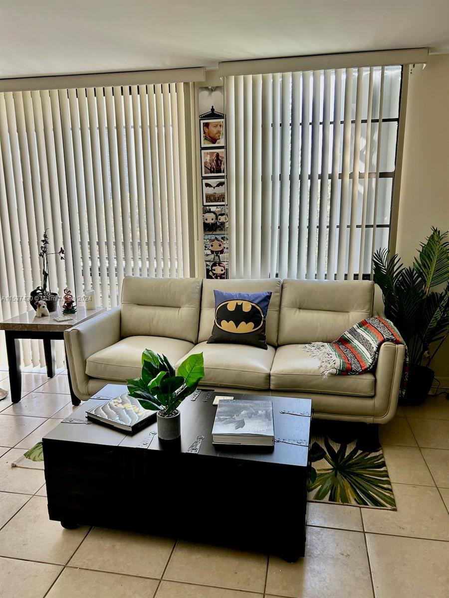 Photo of 20500 W Country Club Dr #508 in Aventura, FL