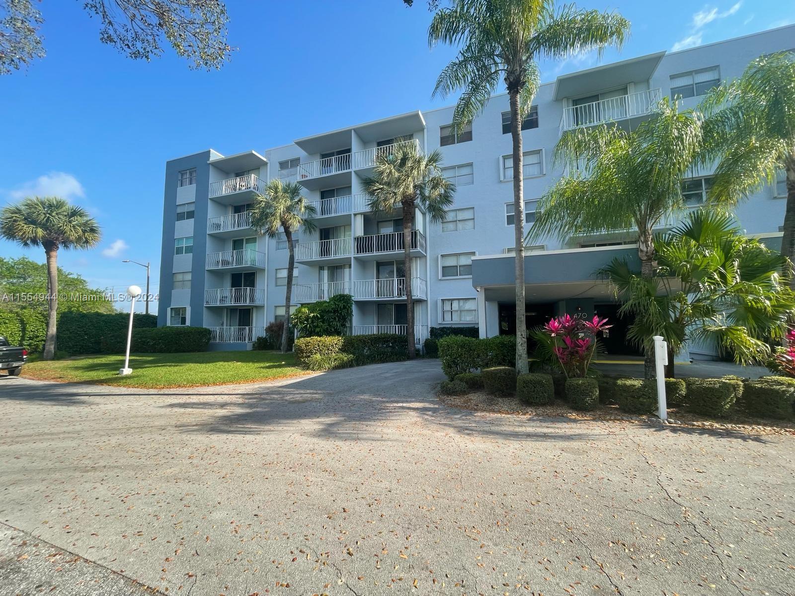 Great opportunity to own this cozy 2 bedroom 2 bath apt at Breakwaters of The Palms Beaches Condo. S