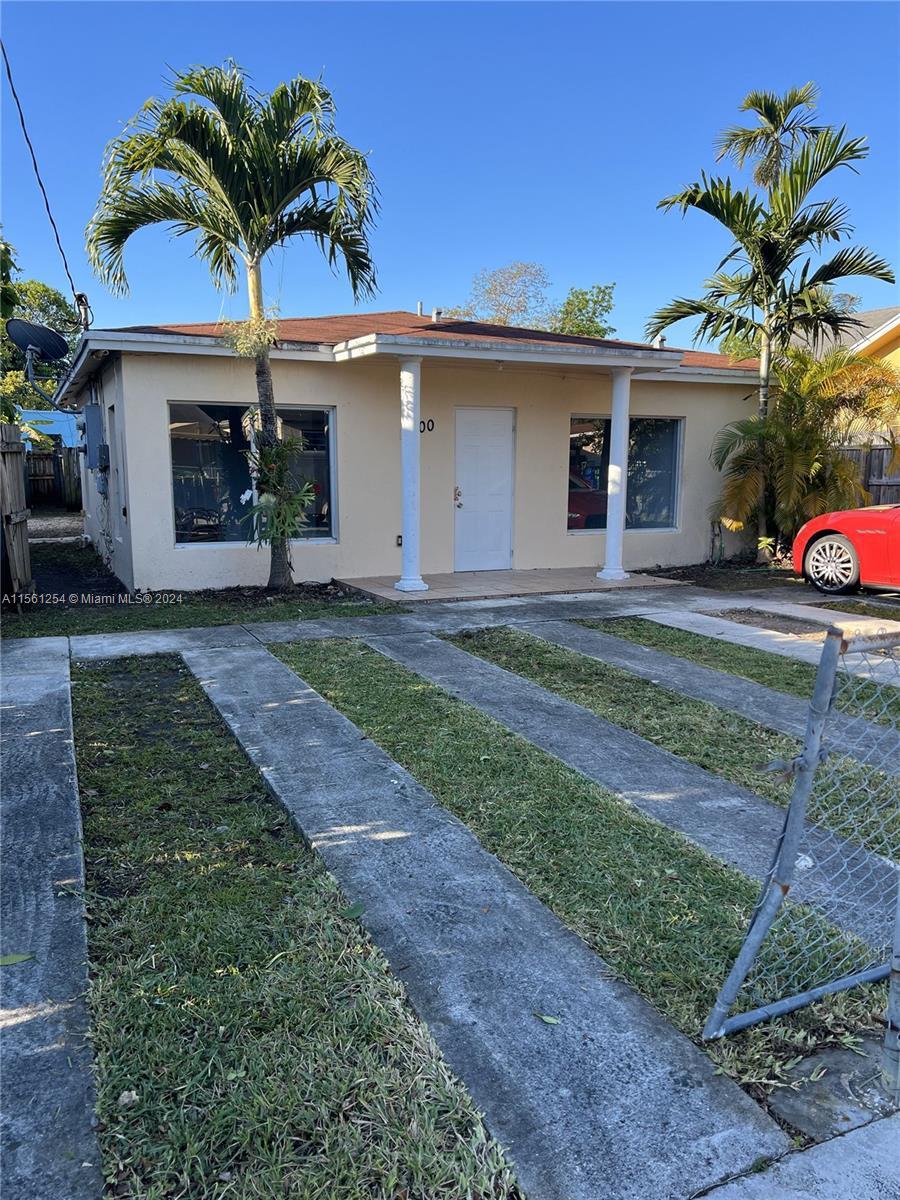 Photo of 2000 NW 27th St in Miami, FL