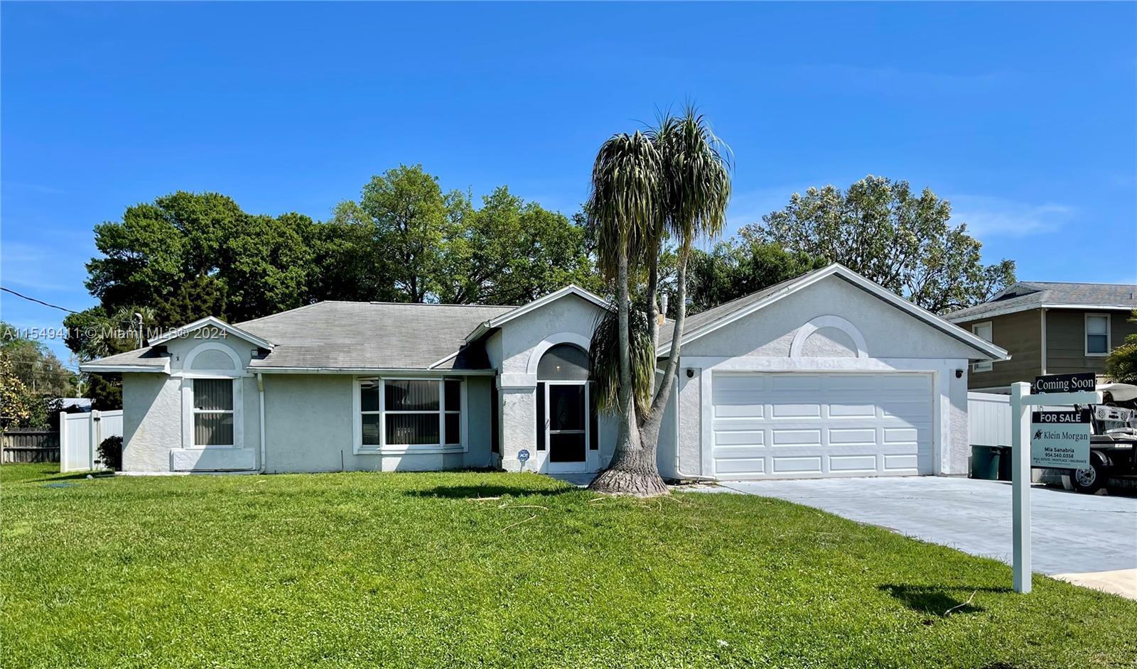 Photo of 5512 Hickory Dr in Fort Pierce, FL