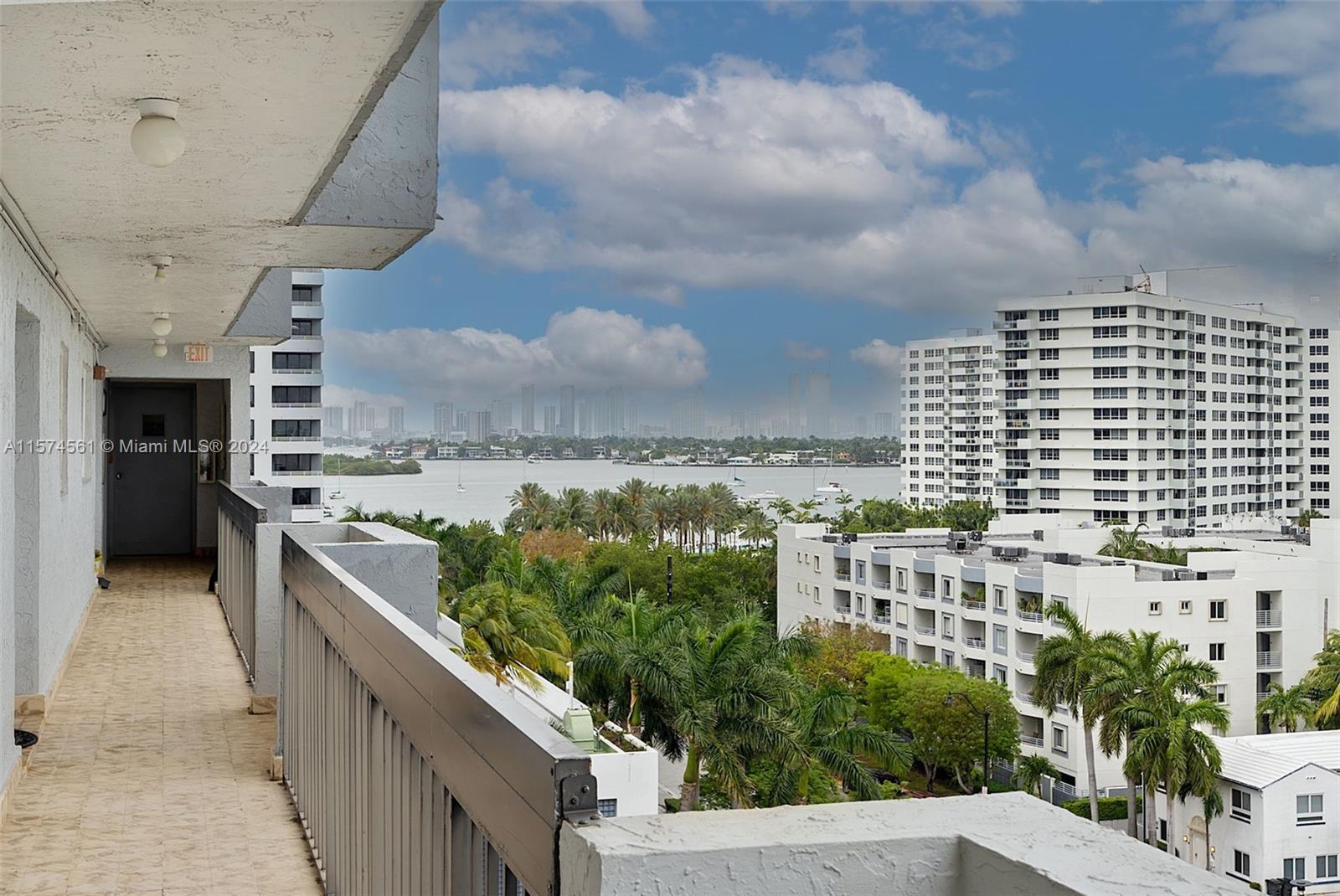 Photo of 1345 West Ave #902 in Miami Beach, FL
