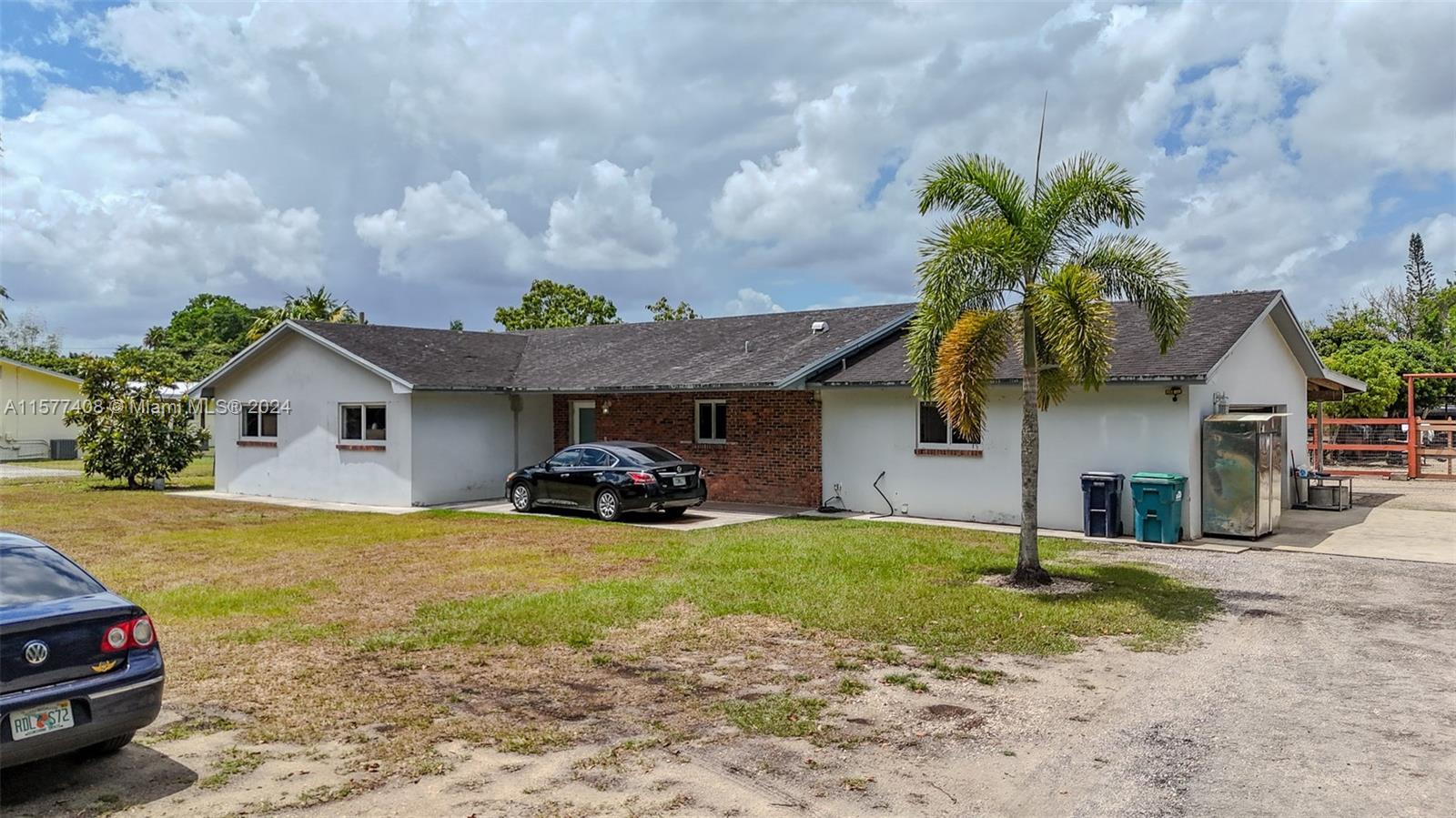 Photo of 19501 SW 236th St in Homestead, FL