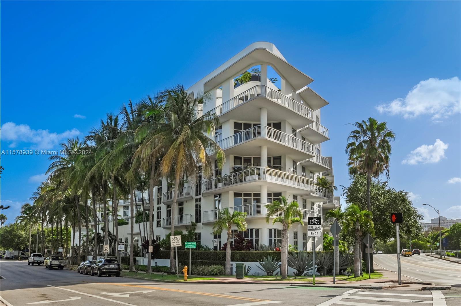 Welcome to The Meridian, a luxury building in South Beach. This stunning 1 bedroom plus den 1.5 bath