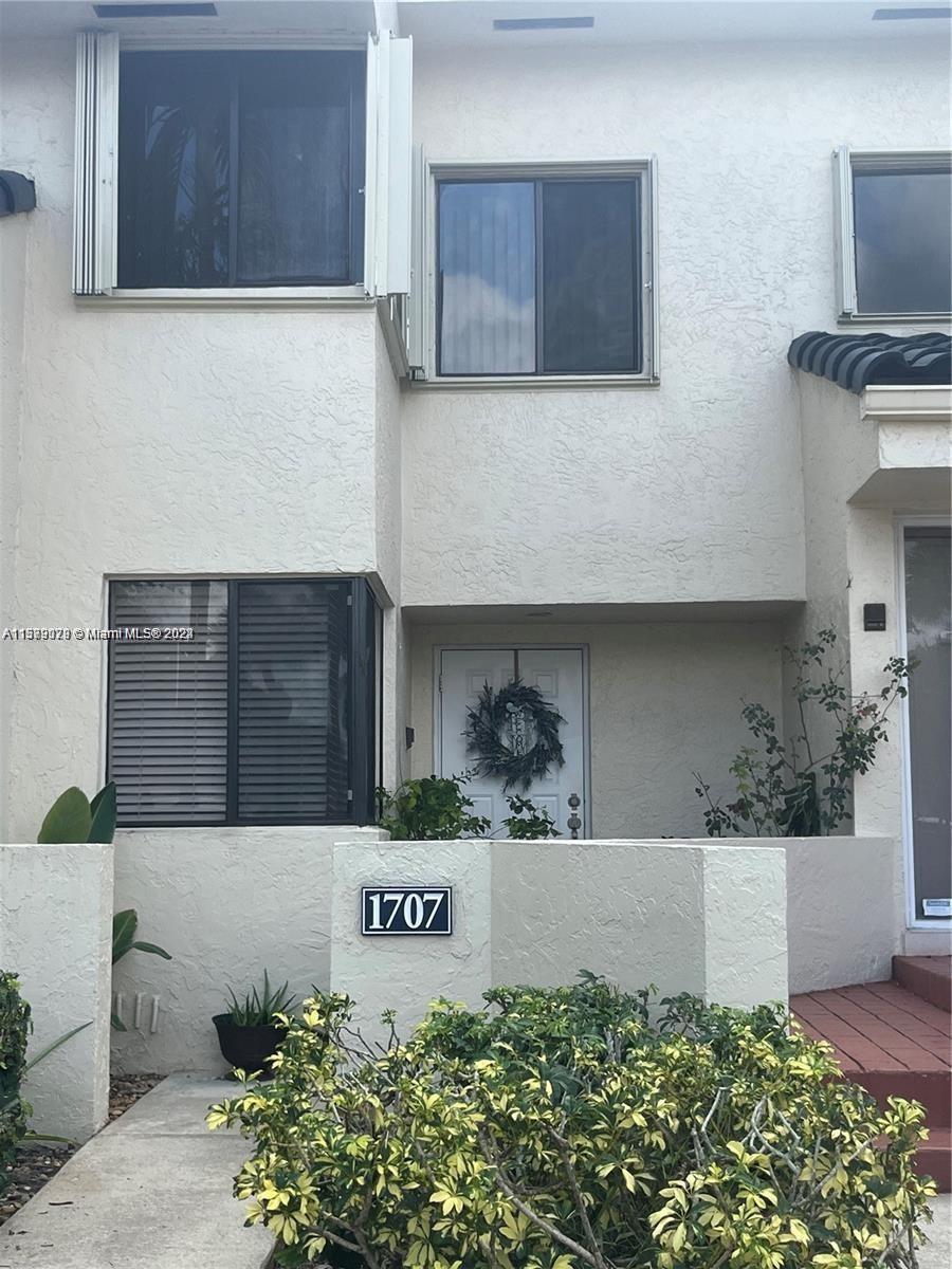 Photo of 1707 NW 81st Wy #1707 in Plantation, FL