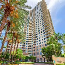 Photo of 19501 W Country Club Dr #2215 in Aventura, FL