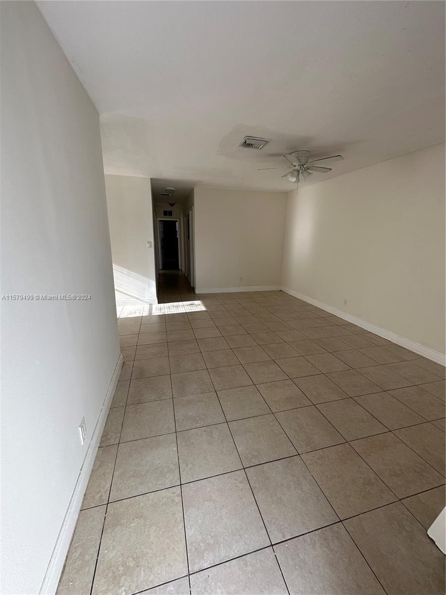 Photo of 2640 NW 21st St in Fort Lauderdale, FL