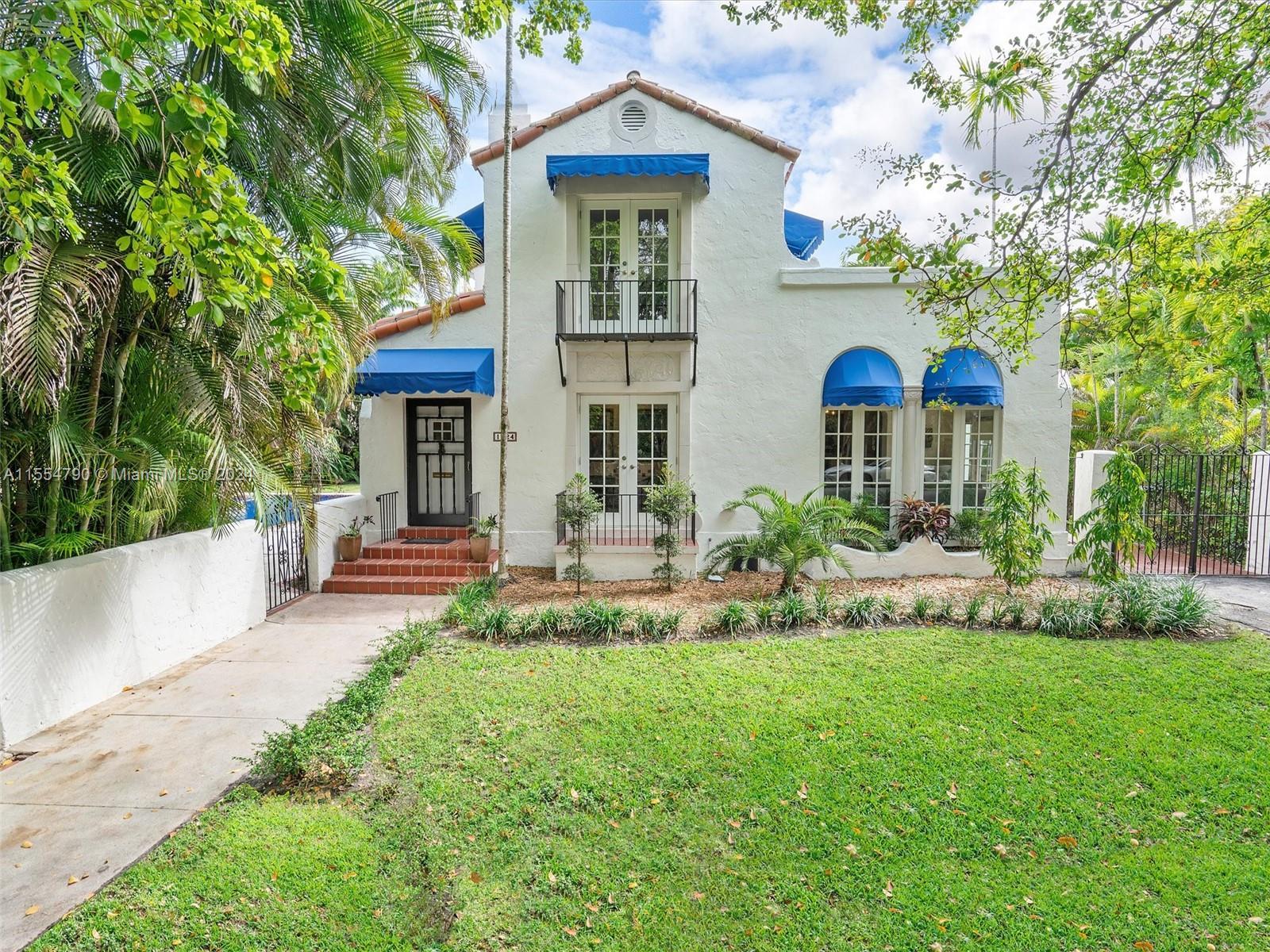 Photo of 1024 Asturia Ave in Coral Gables, FL
