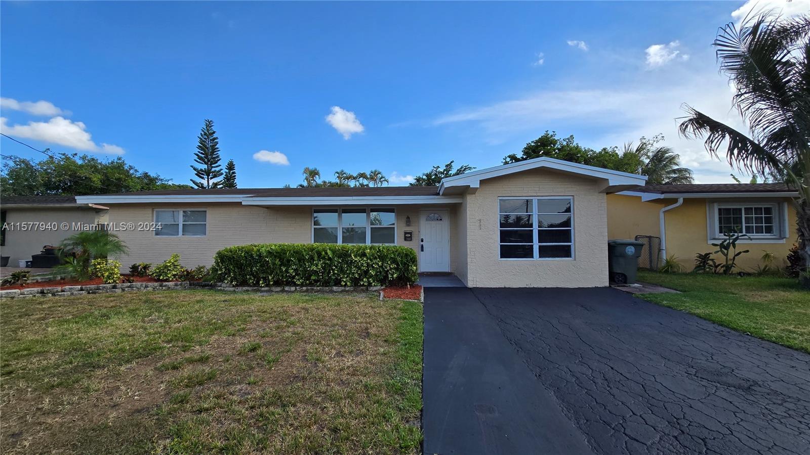 Photo of 7910 NW 14th St in Pembroke Pines, FL