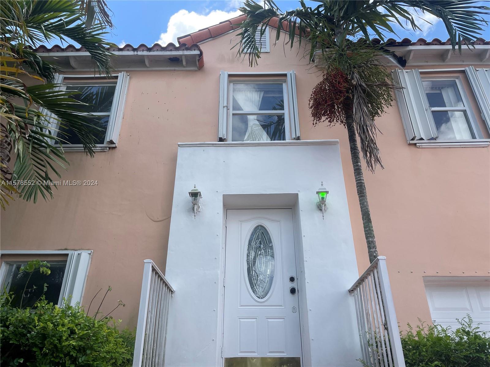 Photo of 11950 SW 271st Ter in Homestead, FL