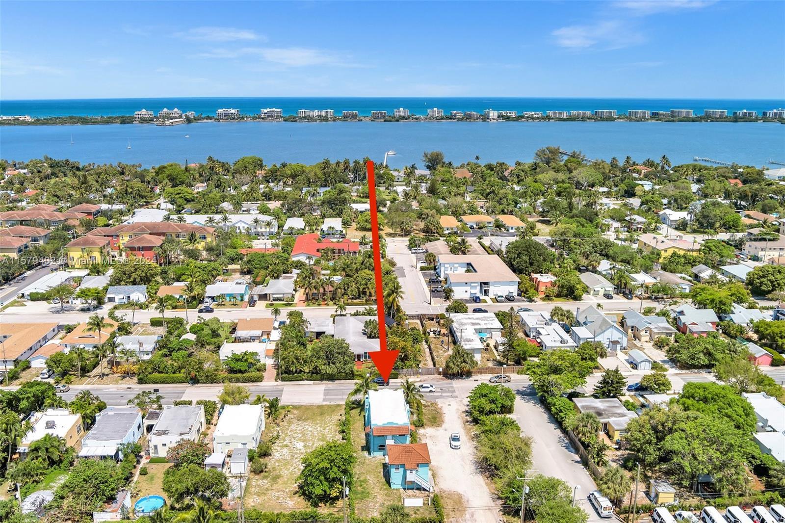 Explore this triplex in Lake Worth Beach, offering a lucrative investment with two recently updated 