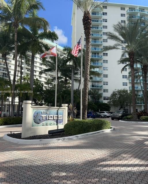 Photo of 3801 S Ocean Dr #2D in Hollywood, FL