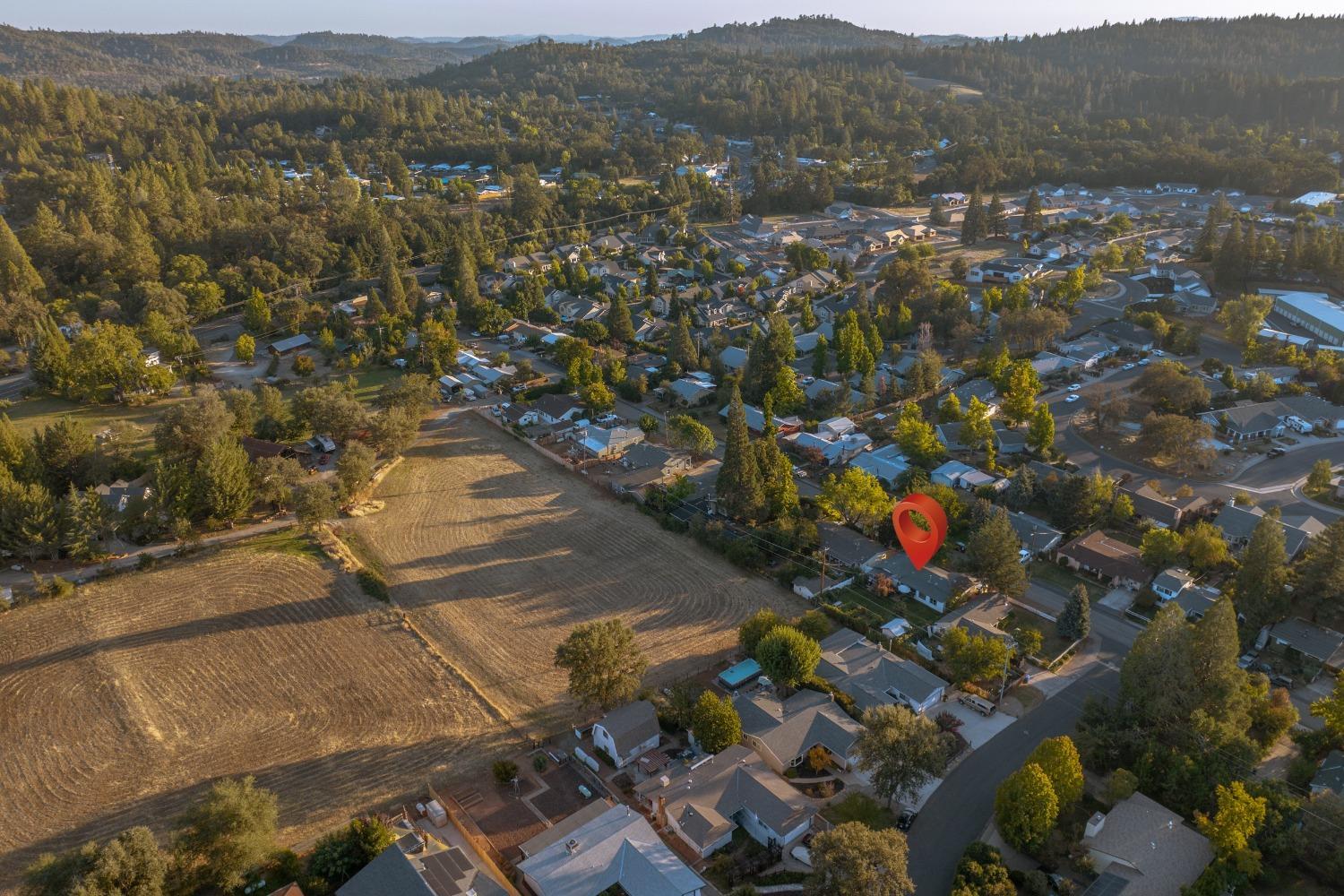 Photo of 536 Williams St in Murphys, CA
