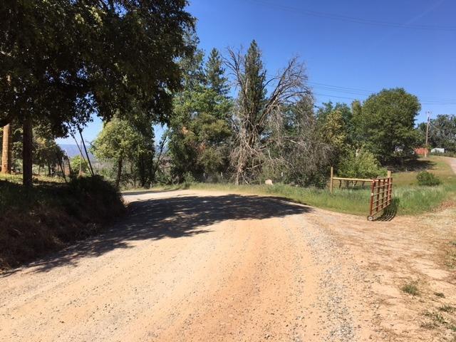 Photo of 7495 Doster Rd in Mountain Ranch, CA