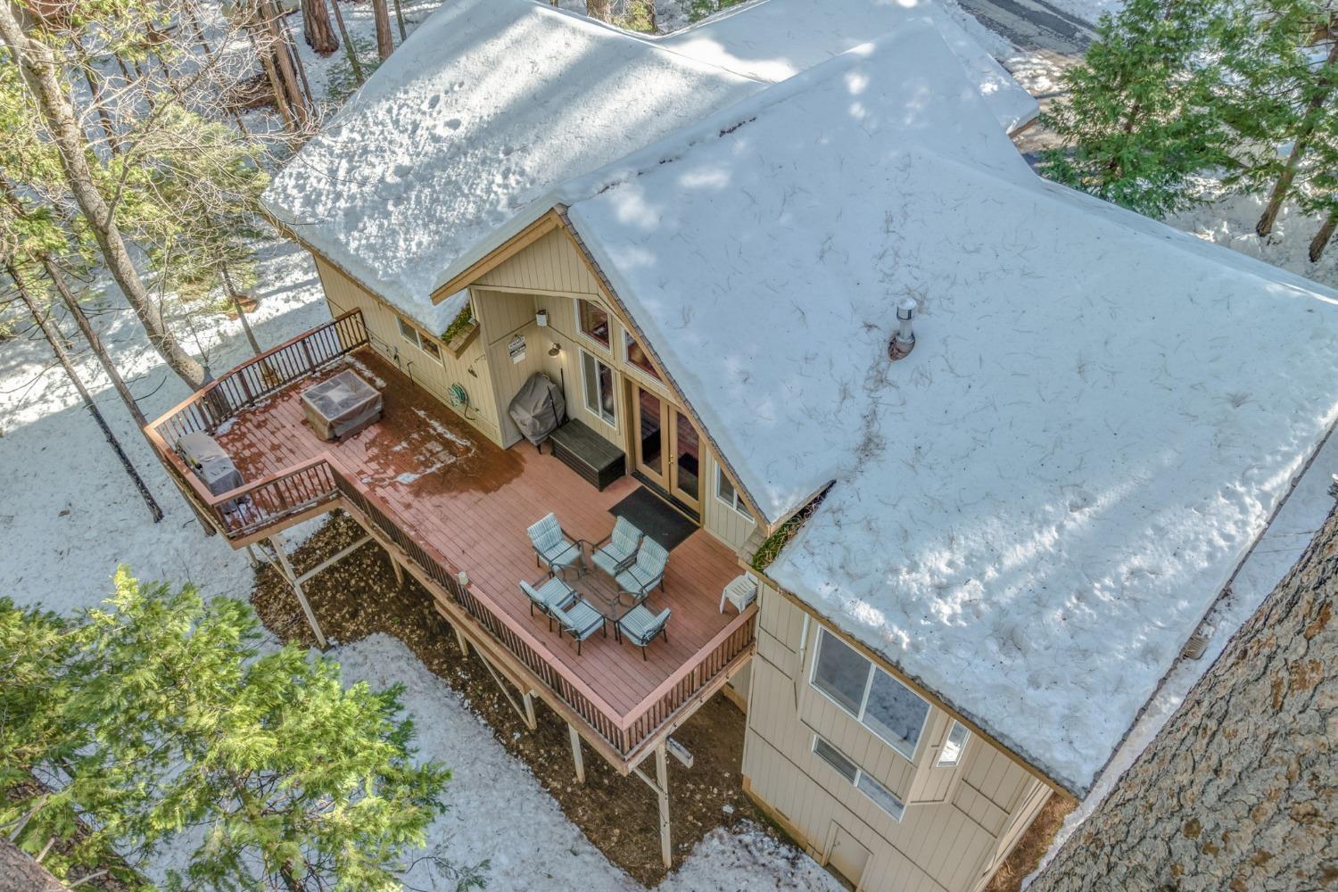 Photo of 1759 Coniferous Dr in Arnold, CA