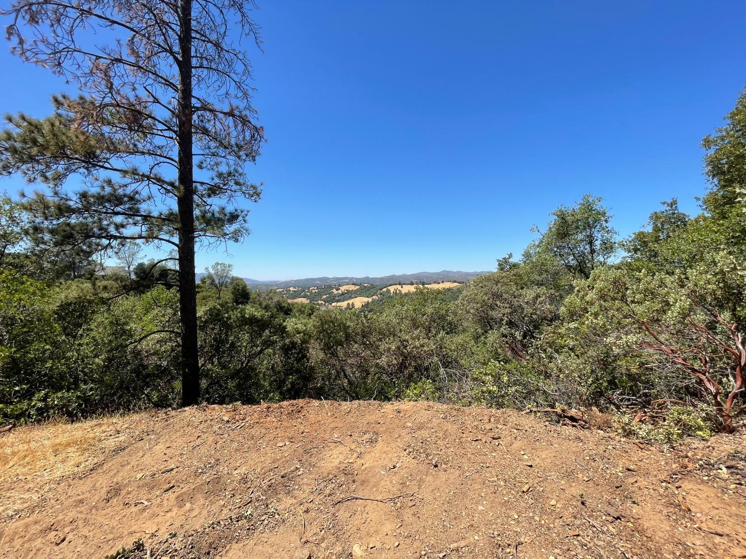 Photo of 6570 Perkins Perch in Murphys, CA