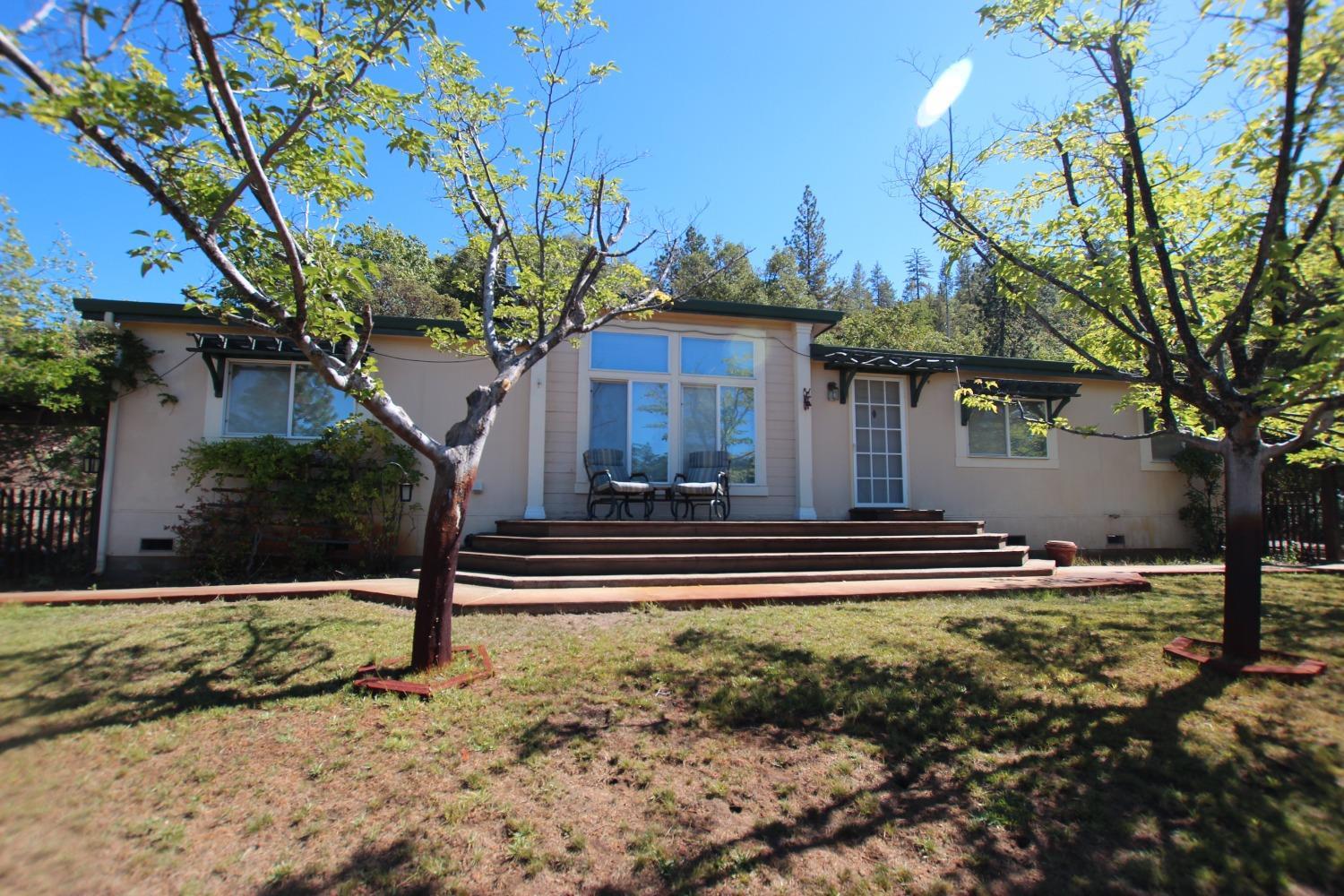Photo of 4700 Murphys Camp Rd in Murphys, CA