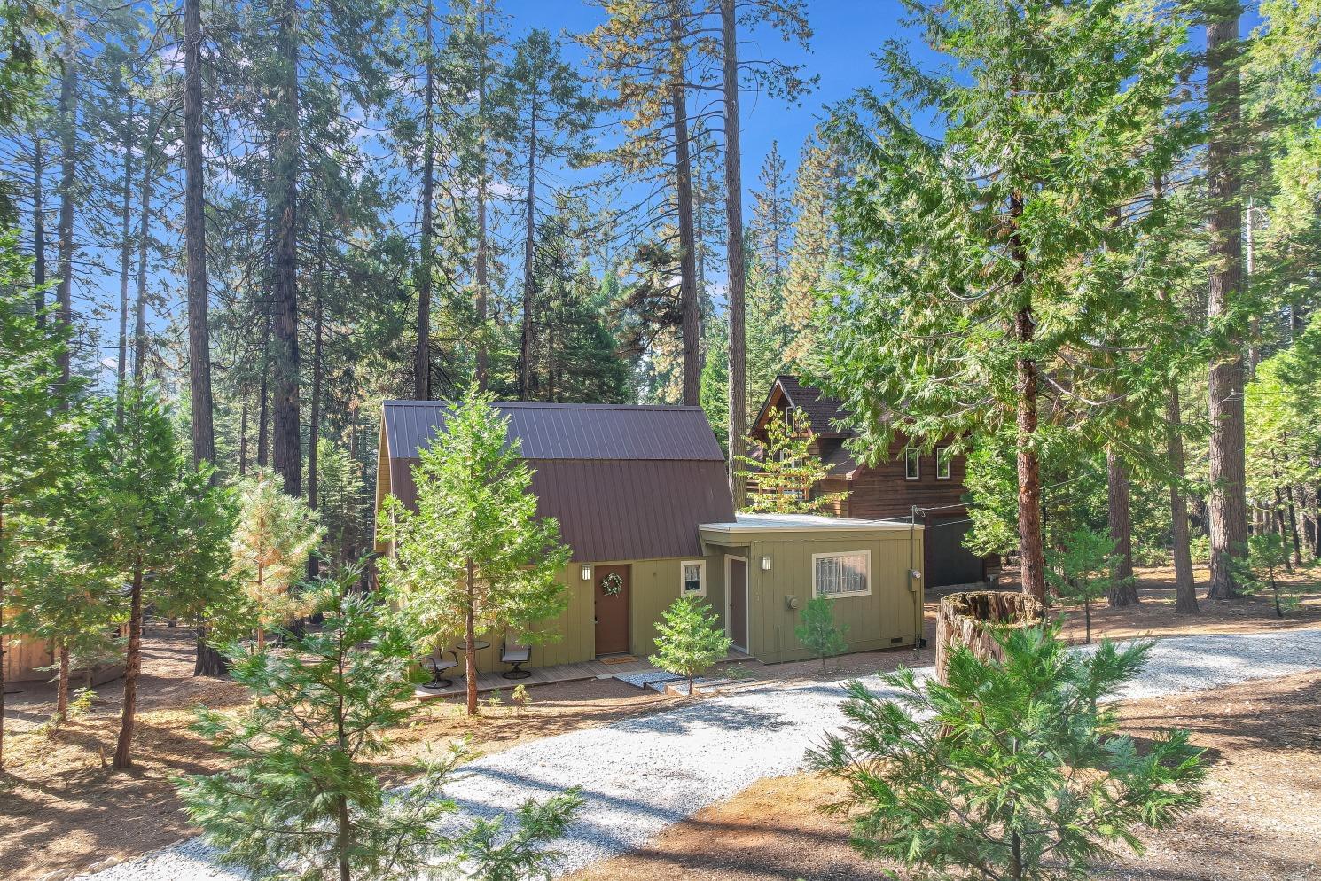 Photo of 1764 Stanislaus Dr in Arnold, CA