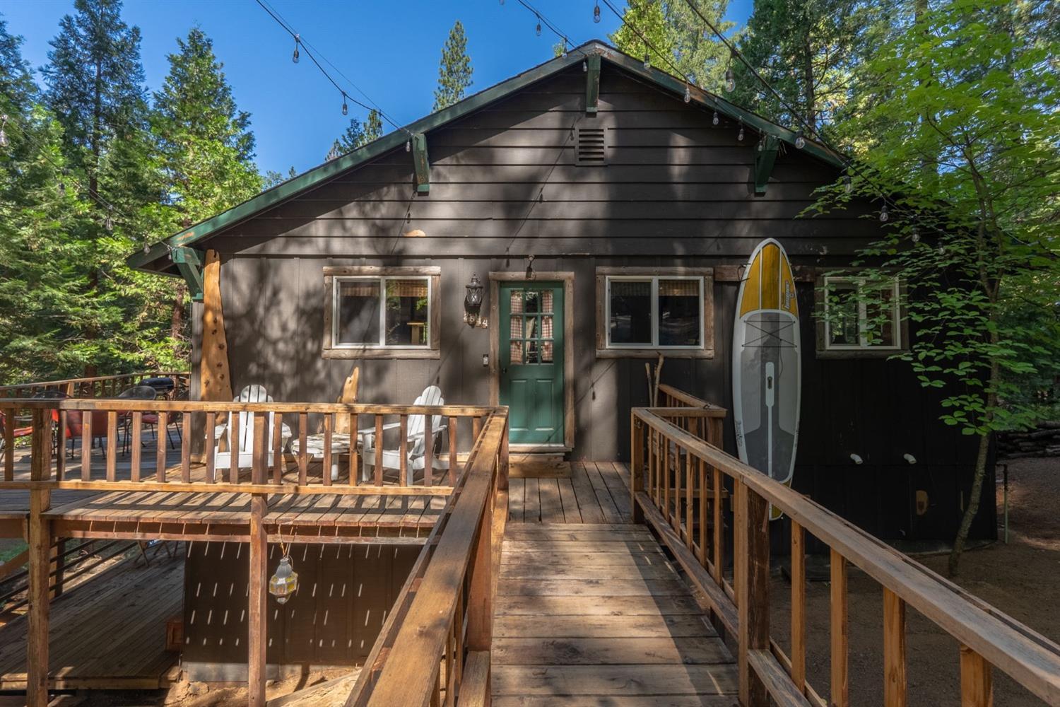 Photo of 2544 Middle Dr in Arnold, CA