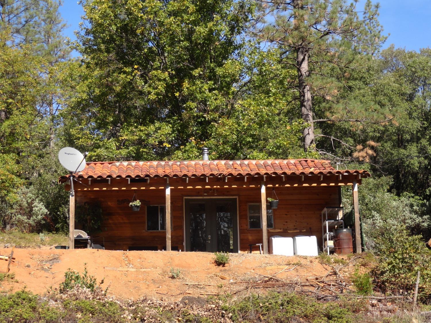 Photo of 725 Wolverine Mine Rd in Glencoe, CA