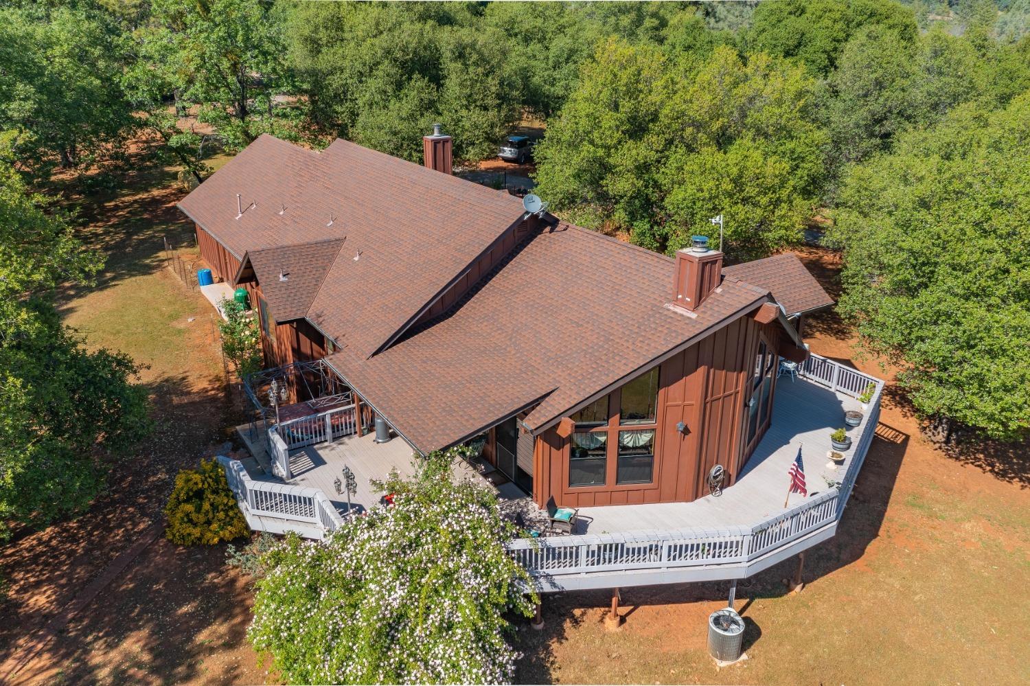 Photo of 1551 John Dear Rd in Mokelumne Hill, CA