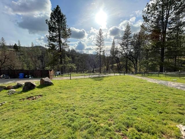 Photo of 8133 Old Emigrant Trl in Mountain Ranch, CA