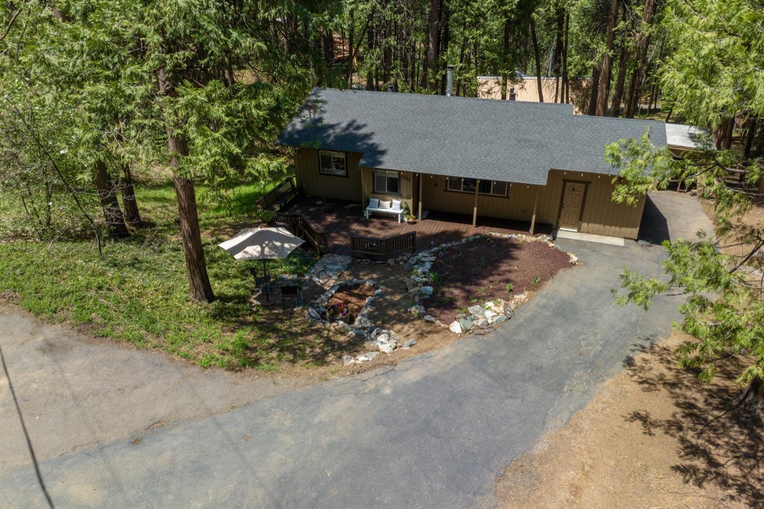 Photo of 1254 Ponderosa Wy in Arnold, CA