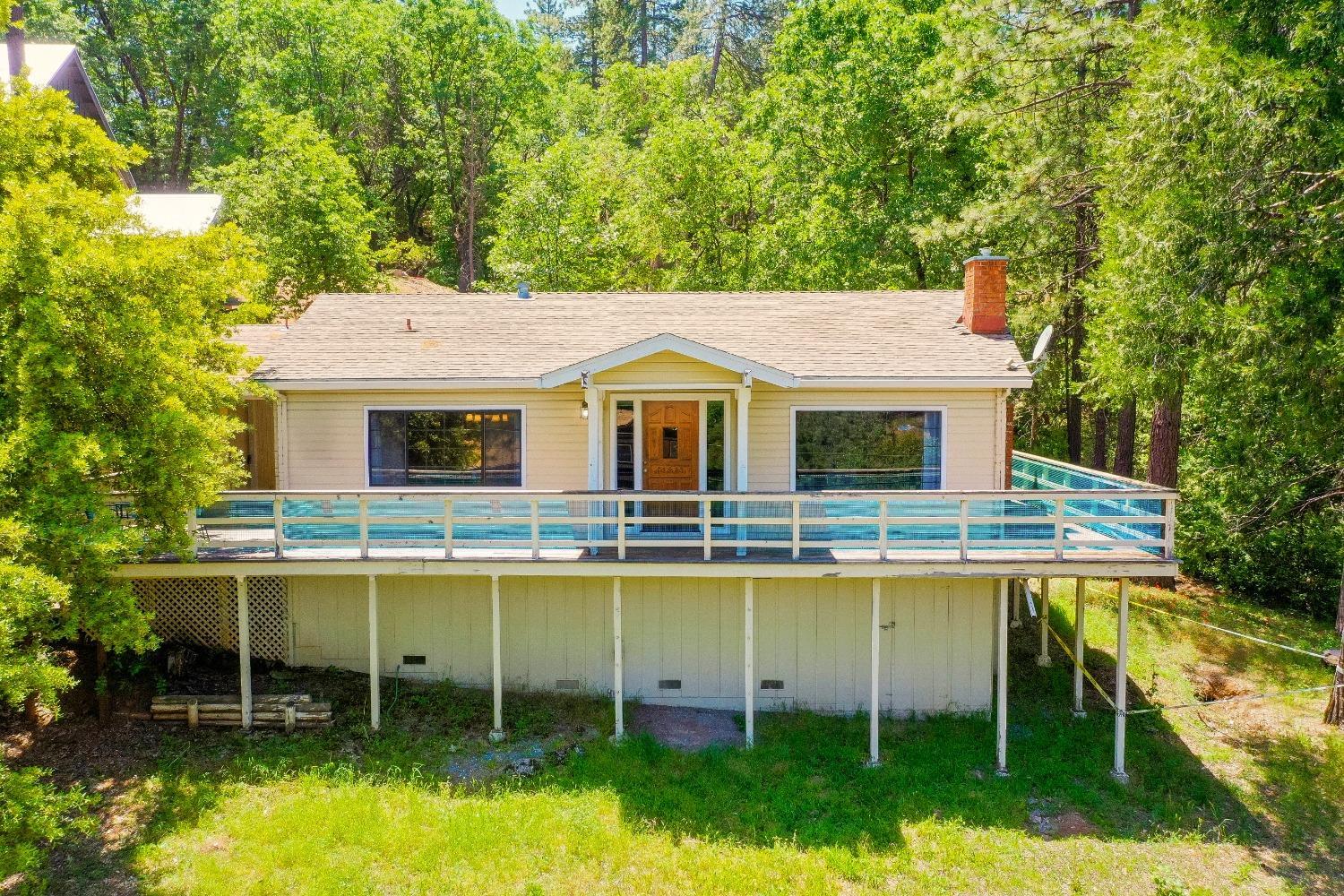 Photo of 5776 Silver Saddle Dr in Hathaway Pines, CA