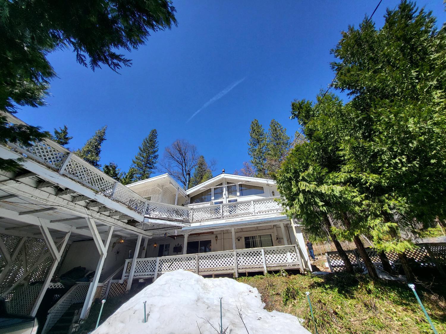 Photo of 2894 Black Oak Dr in Arnold, CA