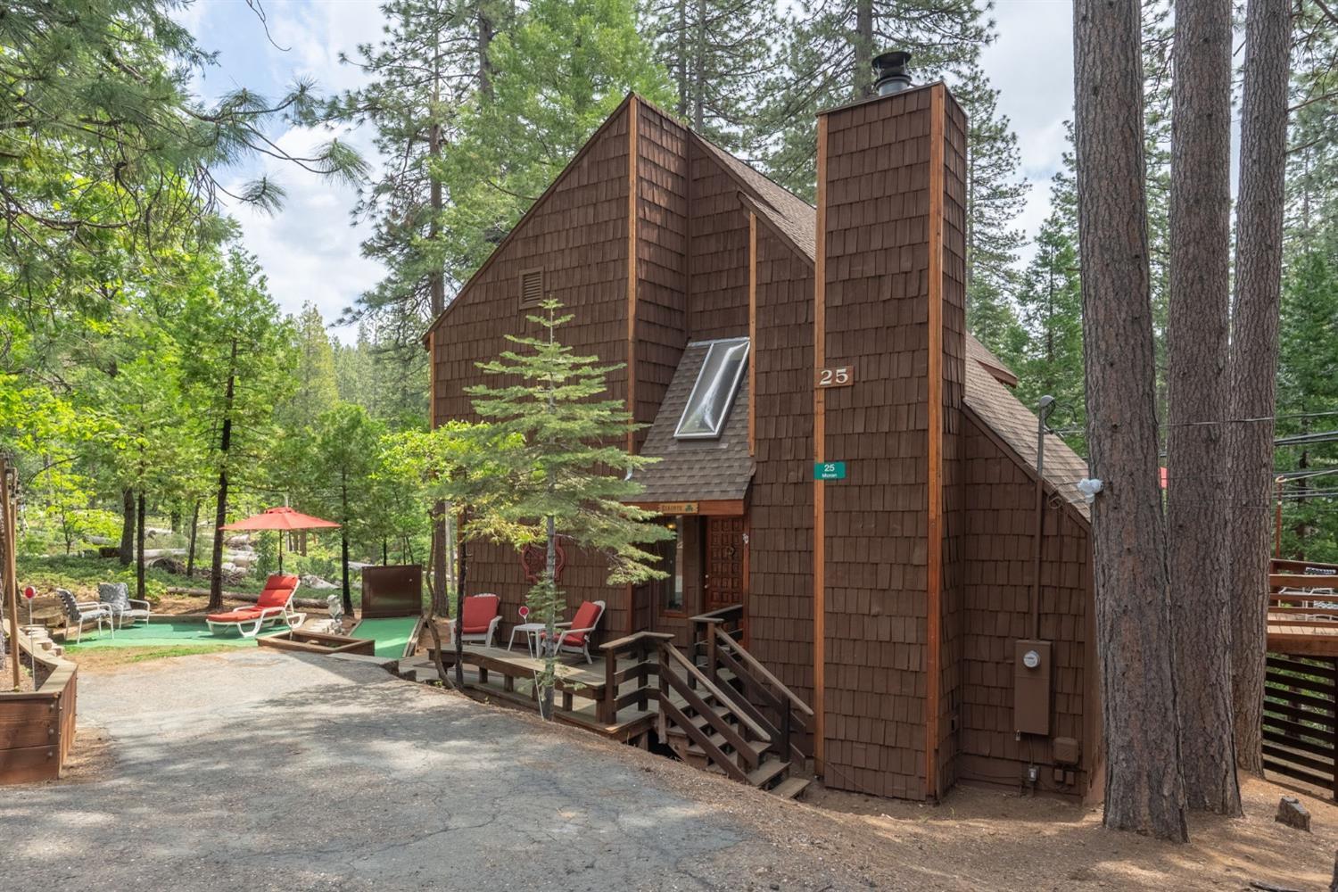 Photo of 25 Moran Rd in Arnold, CA