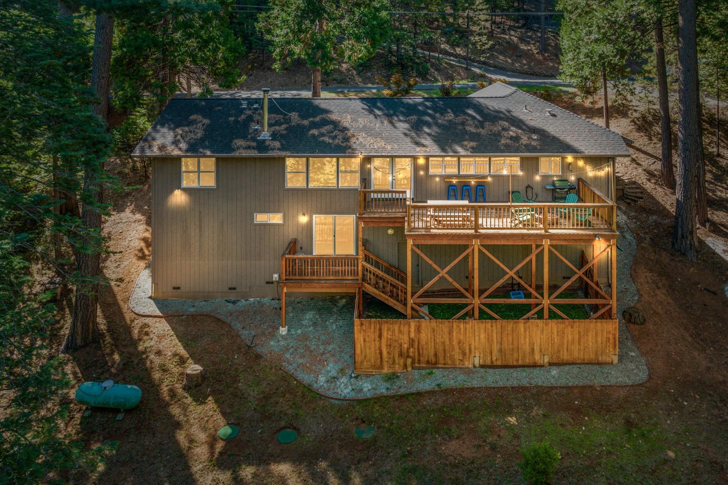 Photo of 2484 Innsbruk Dr in Arnold, CA
