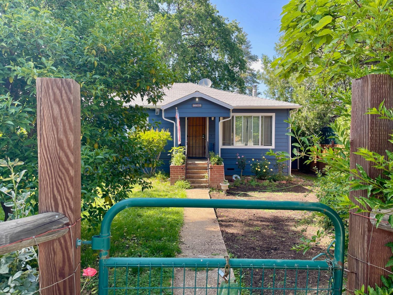 Photo of 11304 Sheep Ranch Rd in Sheep Ranch, CA