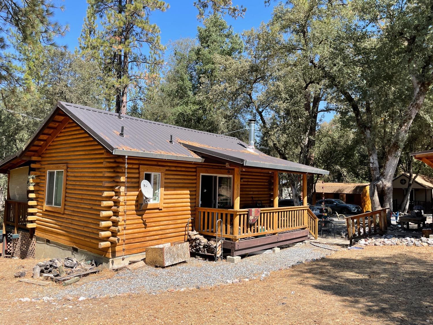 Photo of 9110 Hidden Valley Rd in Mountain Ranch, CA