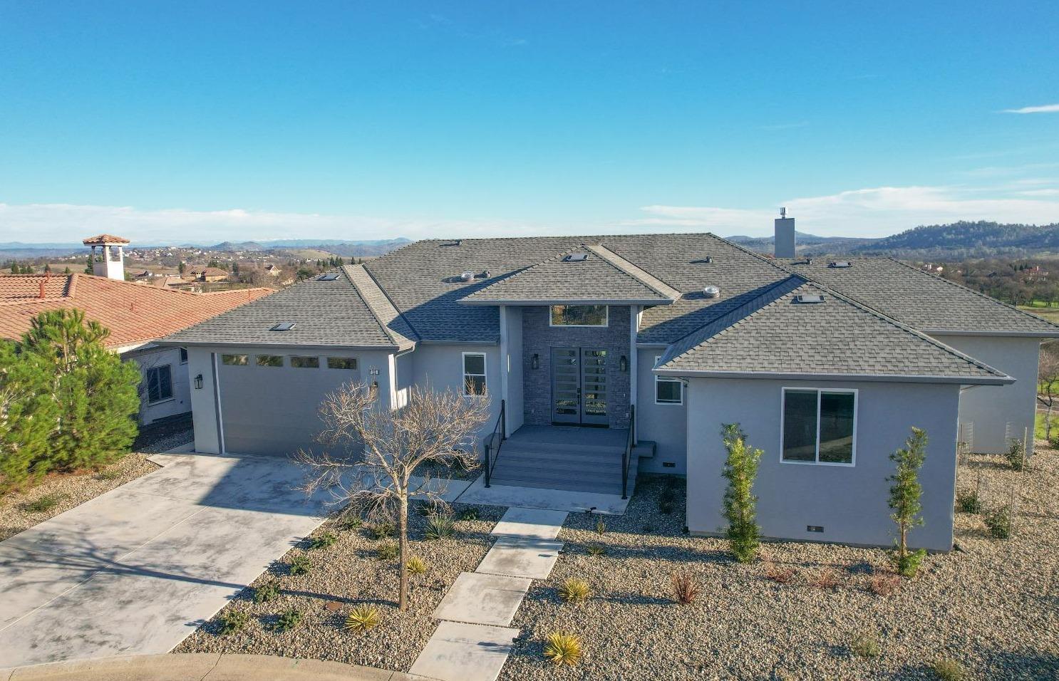 Photo of 23 Red Tail Ct in Copperopolis, CA