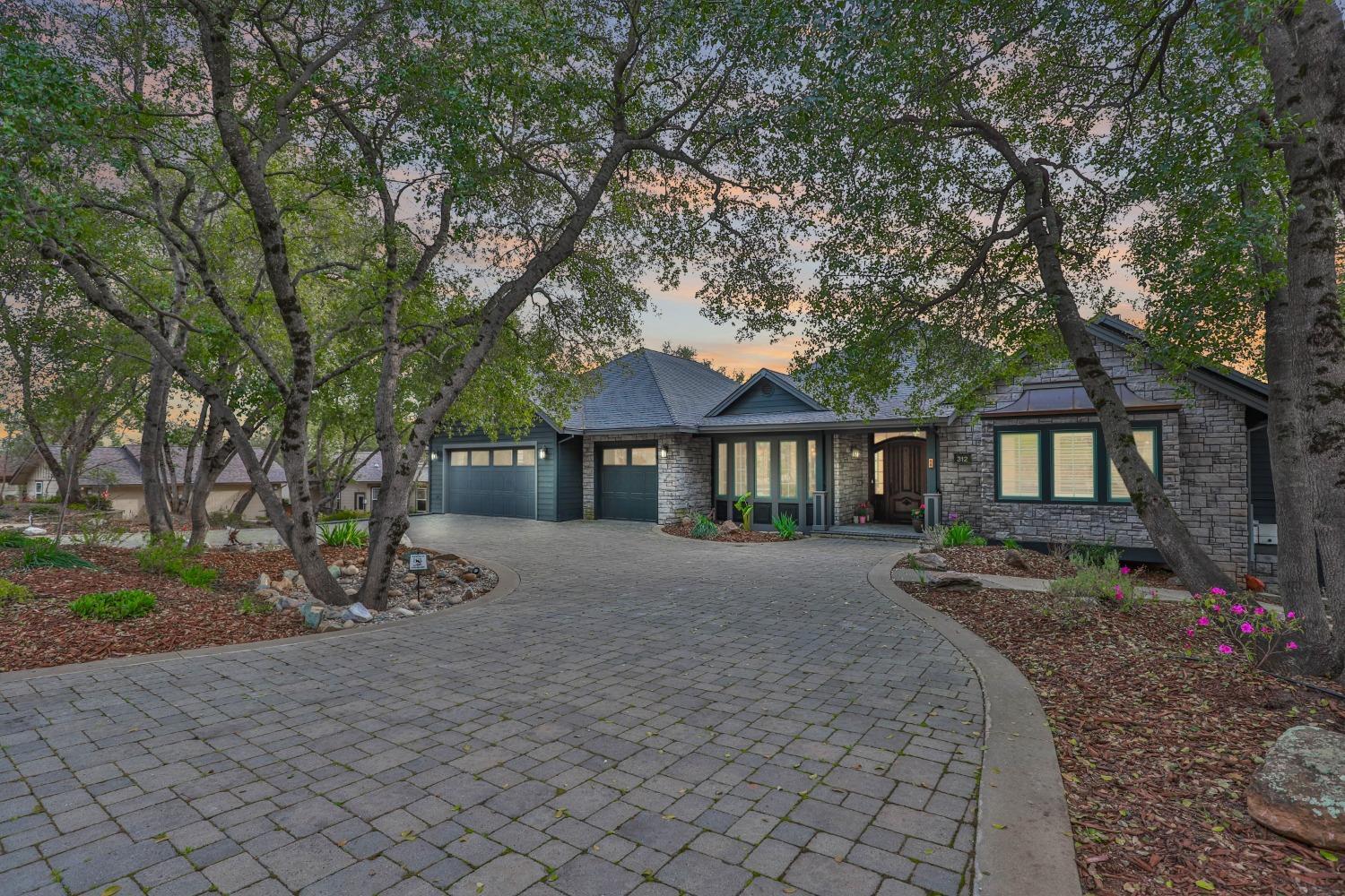 Photo of 312 Catalpa Ln in Angels Camp, CA
