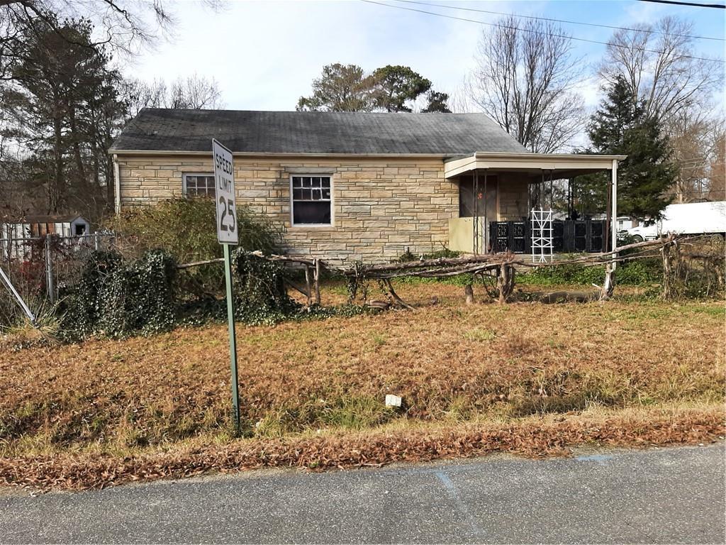 Investor/Fixer Special! Home and property sold "AS IS". This cute little home has great potential wi