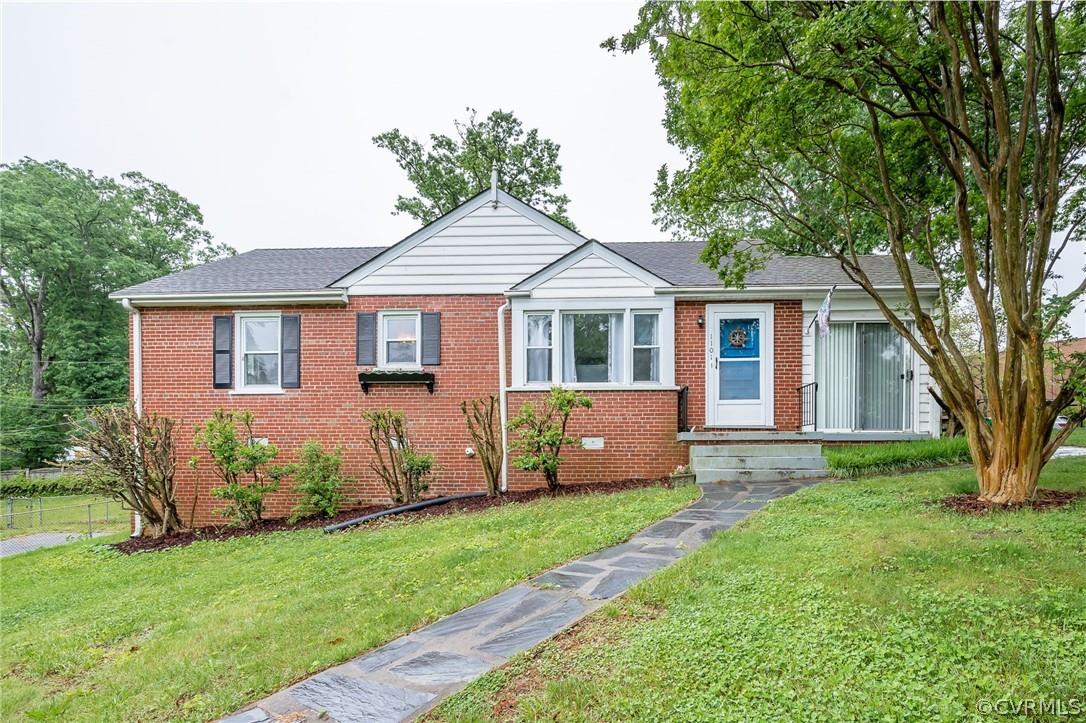 Adorable brick rancher located in the West End.  This 3 bedroom and 1 bath home features just over 1