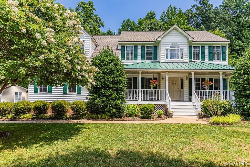 Beautiful, well cared for Ashcreek home with FIVE bedrooms, an office (or playroom!), screened porch