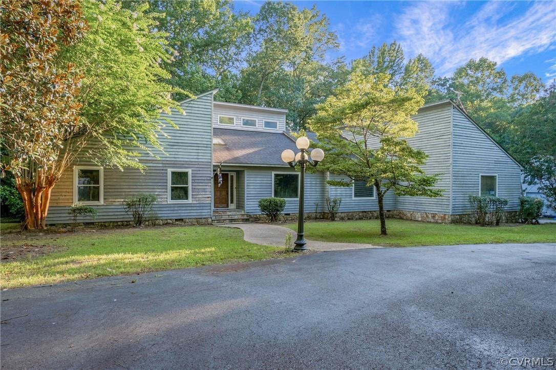 Come see this 19.5-acre wooded property off the sought-after River Road corridor. This property coul