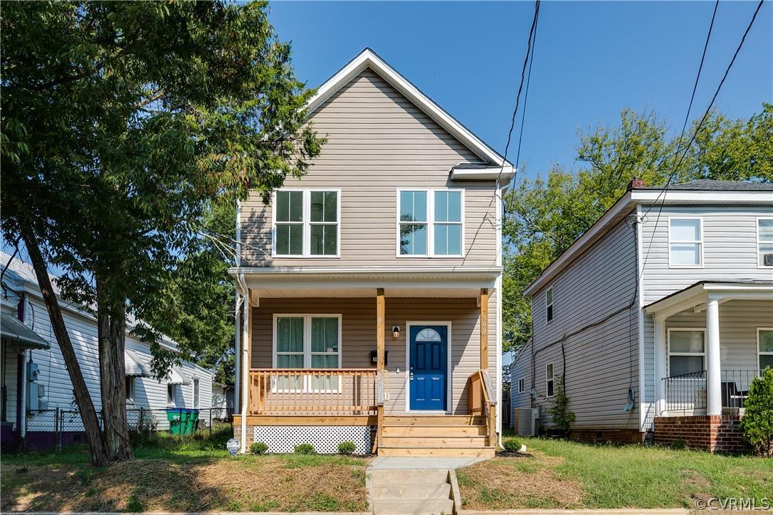 Welcome to 3081 Decatur Street located just south of the James River and minutes from downtown.  Thi