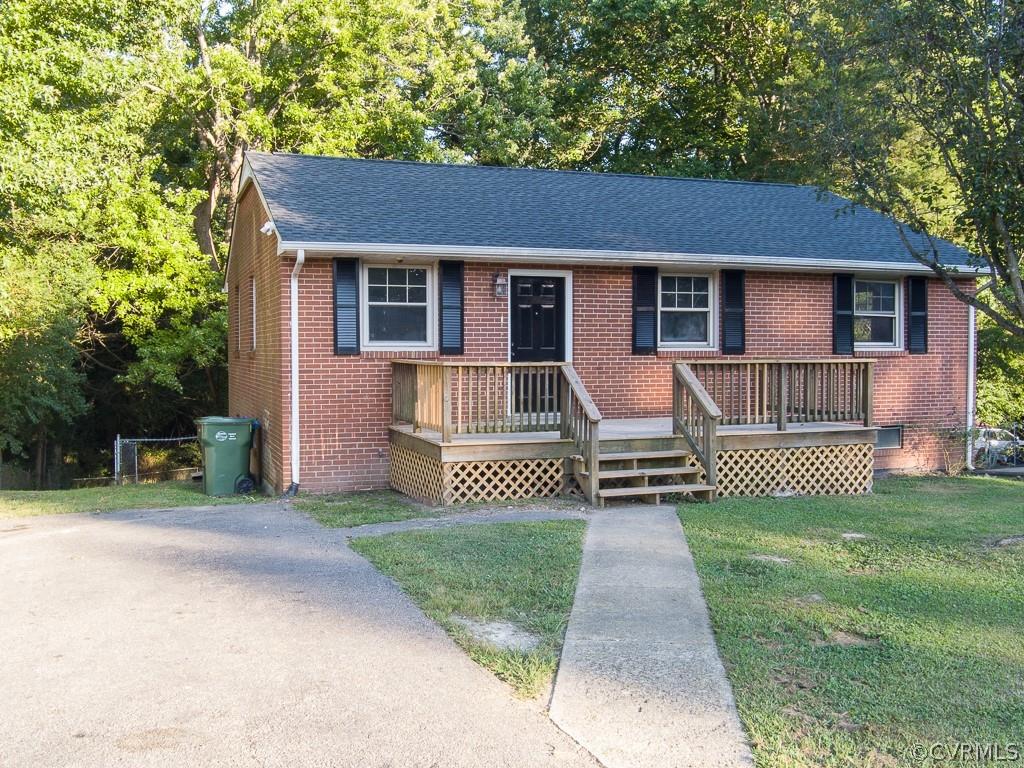 You have to check out this renovated brick rancher in Richmond city close to all the shopping, resta